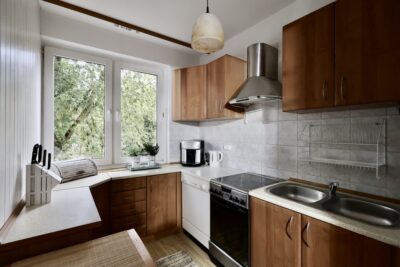 2 pokoje, balkon, 1 piętro, Pomorzany.