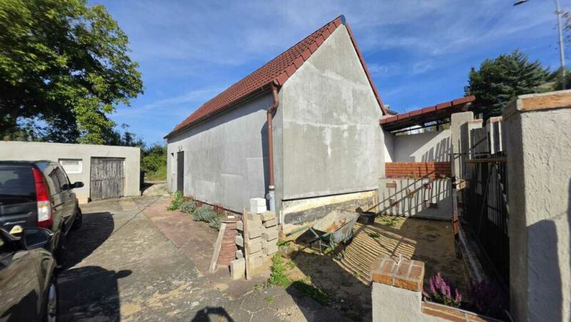 Dom wolnostojący w Świdwinie – 5 pokoi, ogród i działka 780 m²