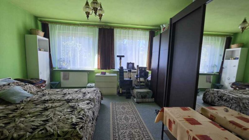 Dom wolnostojący w Świdwinie – 5 pokoi, ogród i działka 780 m²