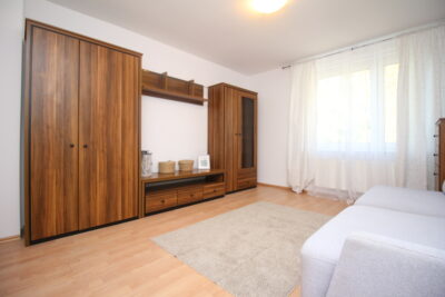 3 pokoje - garaż - ogródek