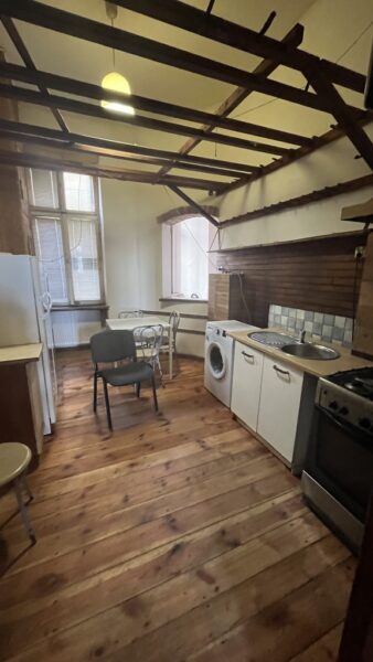 Do sprzedaży 4 pok. 125m2,parter ścisłe Centrum