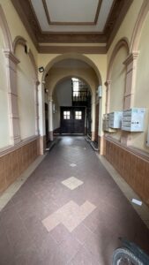 Do sprzedaży 4 pok. 125m2,parter ścisłe Centrum