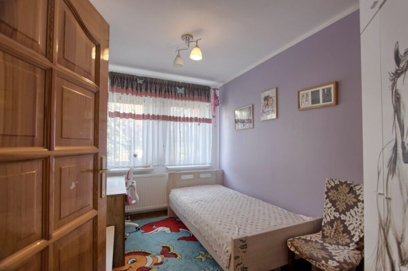 Gumieńce, 3 pokoje. ogród , garaż - 64,75 m2