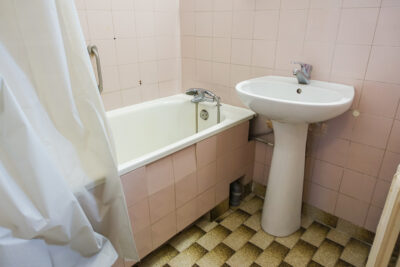 Parter domu, ogród, garaż, piwnica 690.000 zł