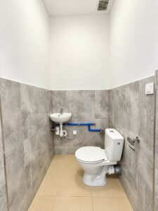 Dołuje lokal na wynajem 135 m2 !