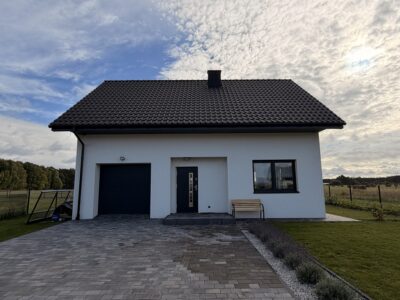 Nowy dom z garażem | 650 m² działki | Niedźwiedź