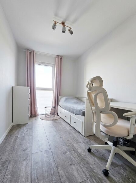 Przestronne mieszkanie 78,10 m² w Przecławiu | Klimatyzacja | Garaż