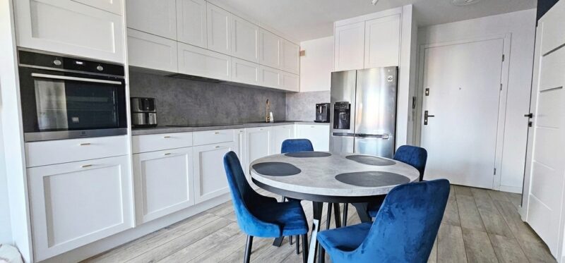 Przestronne mieszkanie 78,10 m² w Przecławiu | Klimatyzacja | Garaż