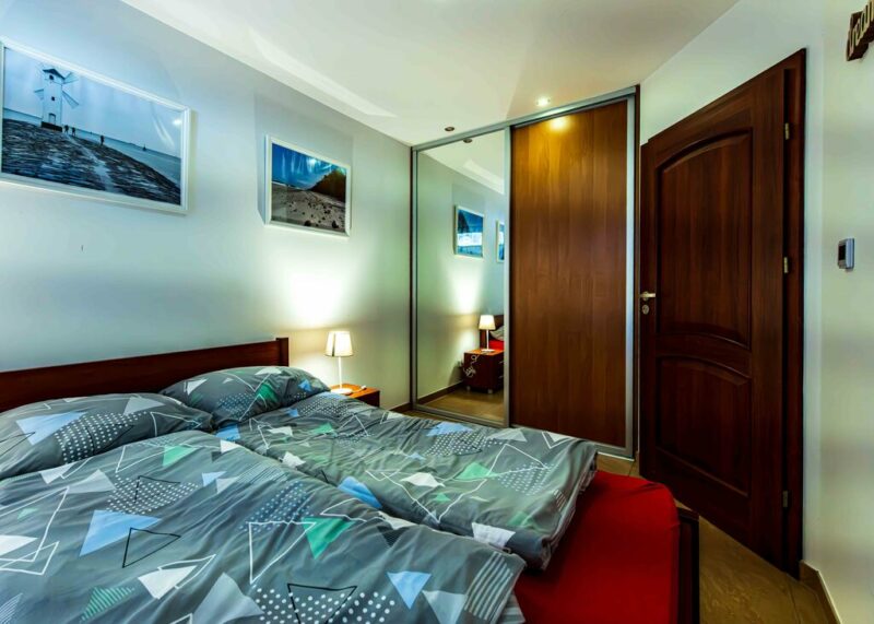 Apartamet w lesie sosnowym - 100 m od plazy