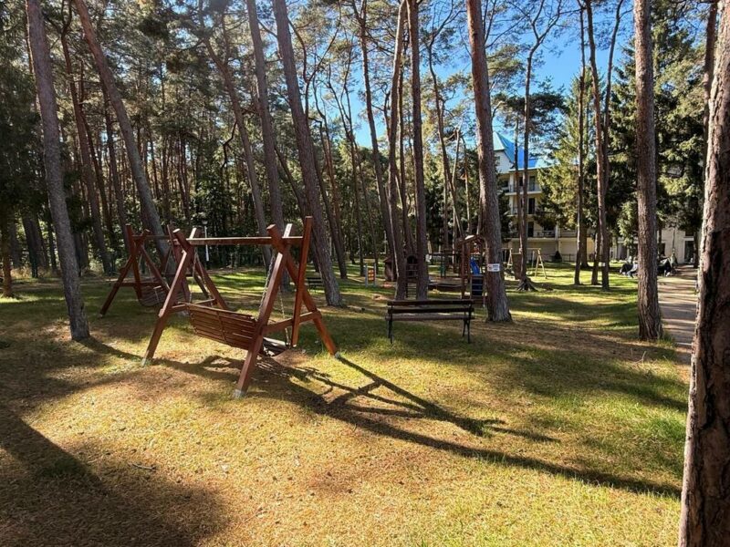 Apartamet w lesie sosnowym - 100 m od plazy