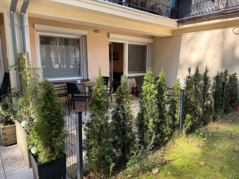 Apartamet w lesie sosnowym - 100 m od plazy