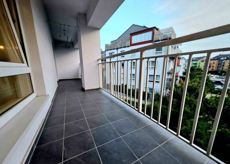 Gumieńce | 53 m² | Duża loggia 10 m² | Winda | 689 000 zł