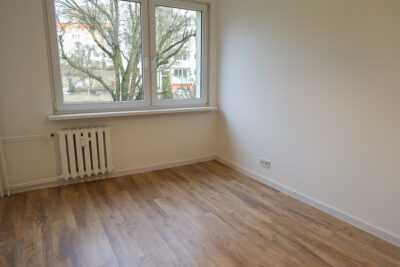 os. Książąt Pomorskich 2 pok. 46m2 2600 zł Ip.