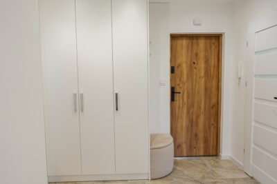 os. Książąt Pomorskich 2 pok. 46m2 2600 zł Ip.