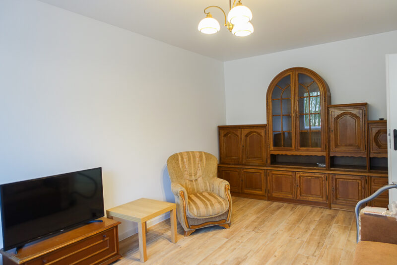 os. Książąt Pomorskich 2 pok. 46m2 2600 zł Ip.