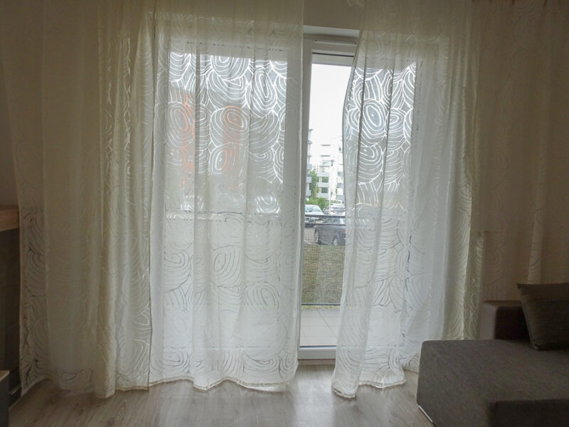 Elegancka kawalerka- studio, umeblowane 2000+250