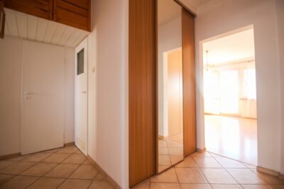 2-pokojowe mieszkanie z dużym balkonem – ul. Struga