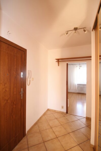 2-pokojowe mieszkanie z dużym balkonem – ul. Struga