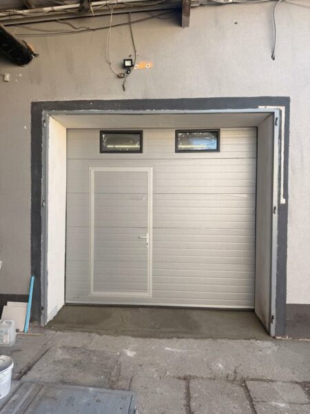 Magazyn, hala, z powierzchnią biurową, 110 m² blisko centrum