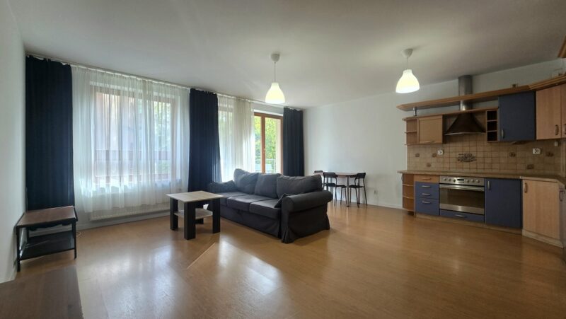 Atrakcyjny apartament przy parku Kasprowicza.