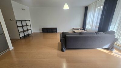Atrakcyjny apartament przy parku Kasprowicza.
