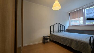 Atrakcyjny apartament przy parku Kasprowicza.