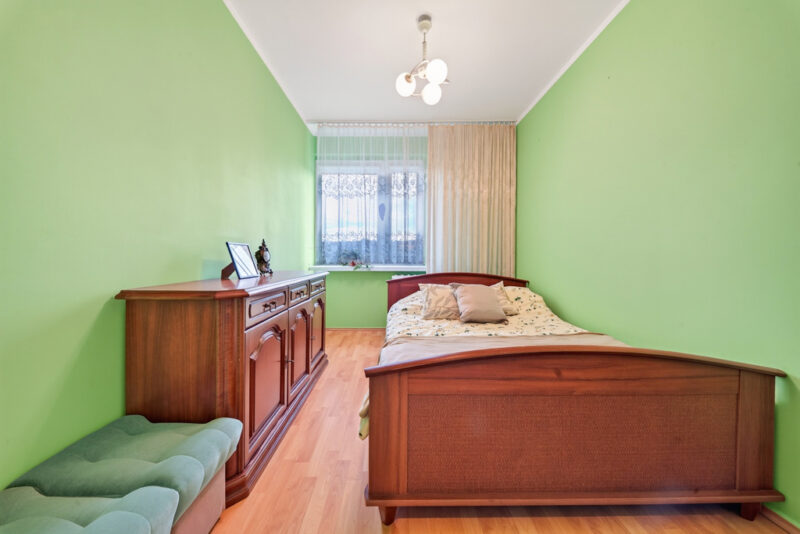 2 pokoje, winda, duży balkon i widok – Zdroje!
