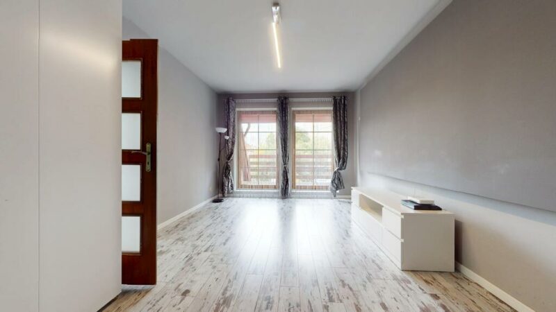 Dom wolnostojący 150 m², 2 źródła ciepła i piwnica