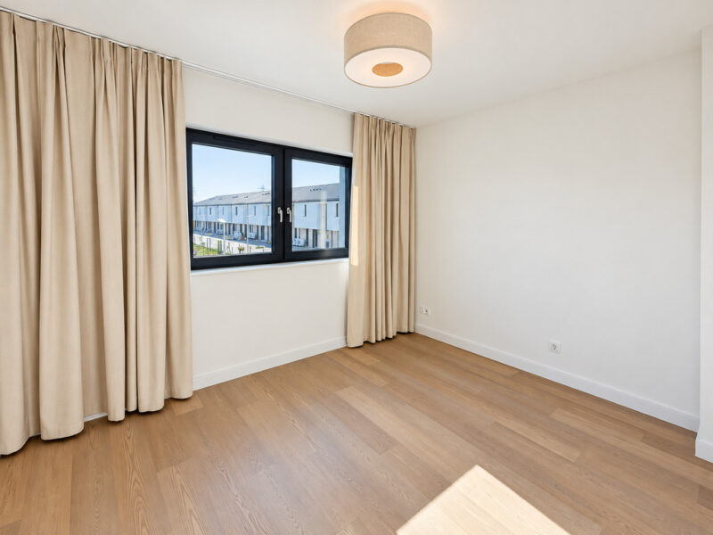Gumieńce nowy piękny dom 4 pok. 88 m2 z ogrodem 2 m.postojowe