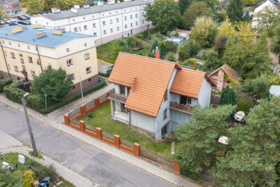 Dom wolnostojący 150 m², 2 źródła ciepła i piwnica