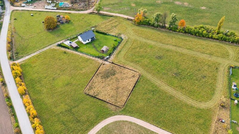 Działka budowlana 1147 m² w Bobolinie