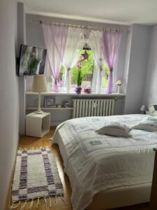 Na sprzedaż 4-pok. o pow.95 m² taras 20m2,balkon.