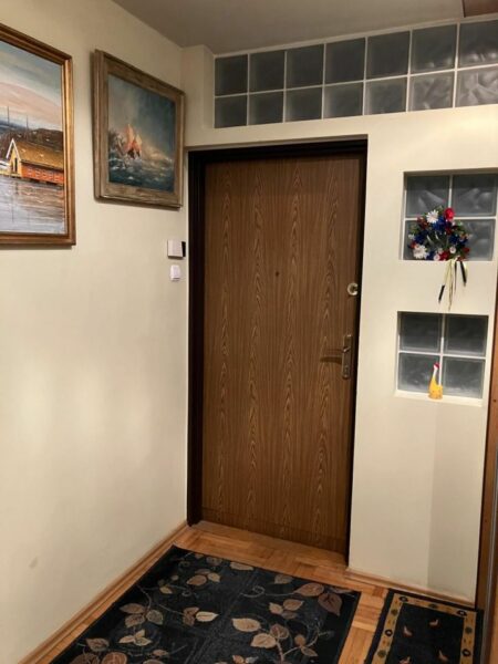 Na sprzedaż 4-pok. o pow.95 m² taras 20m2,balkon.