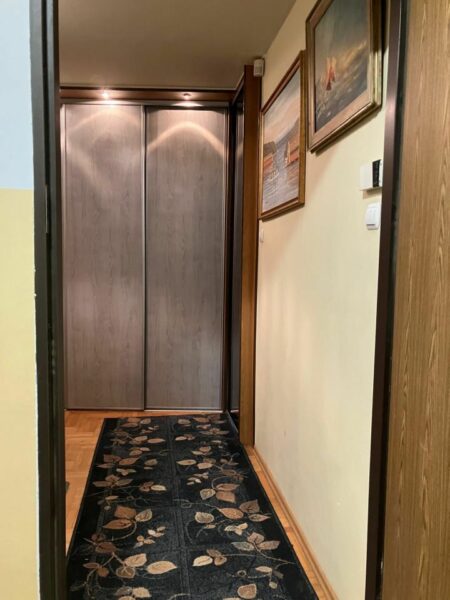 Na sprzedaż 4-pok. o pow.95 m² taras 20m2,balkon.